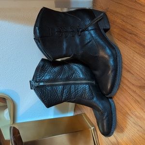 Born Karin black leather almond toe boho western bootie Sz-7.5 / 38.5